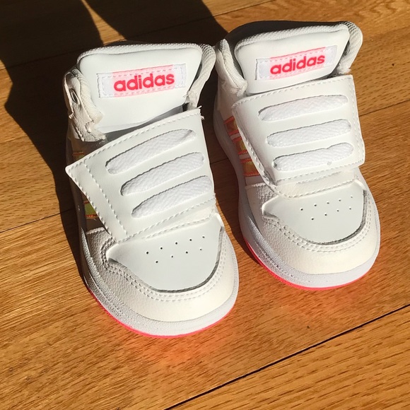 Adidas size 5 infant toddler white hi-tops with orange accents in NWOT condition - Picture 4 of 8